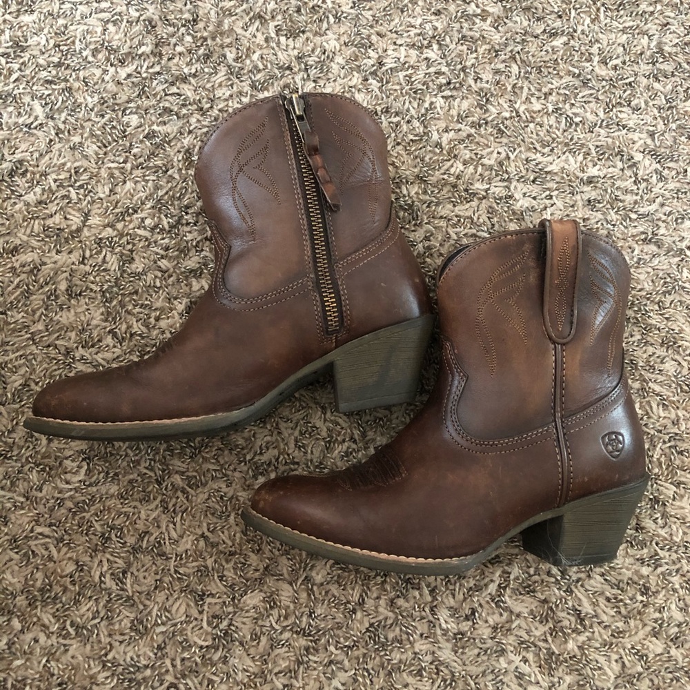Ariat Brown boots